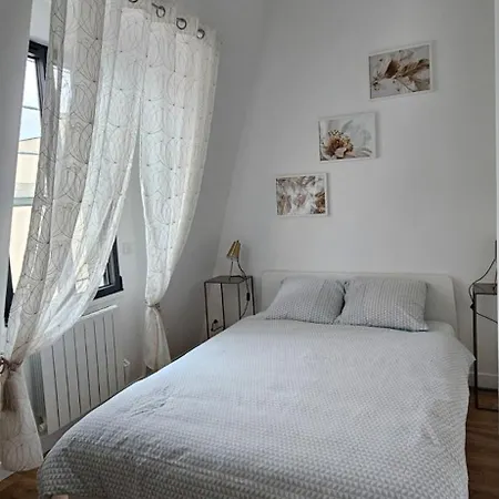 Aparthotel Le Relais Amelie Clamart